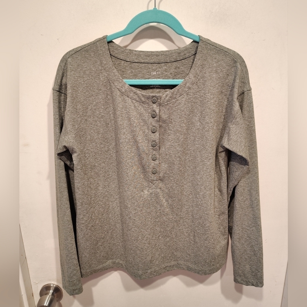 J. Jill Fit Green Supreme Stretch Henley Tee  S Casual Athleisure Workout Lounge